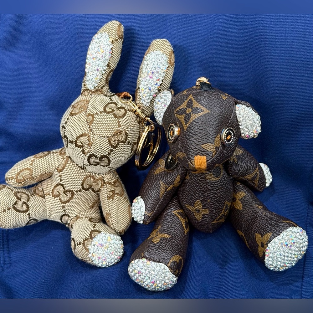 👑✅PRICE FIRM✅ Plush Key Chain Rabbit & Bear Duo Set. Brand New! - Picture 3 of 17